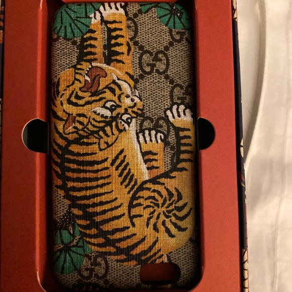 GUCCI I PHONE 6, 7, & 8 PHONE CASE NWT - Picture 13 of 16